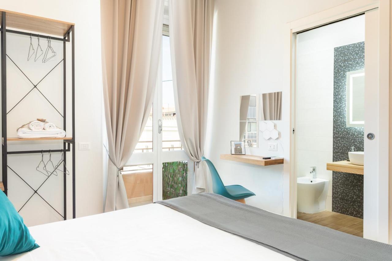Domus Laetitiae Rooms & Apartments Quartu Sant'Elena Exterior photo